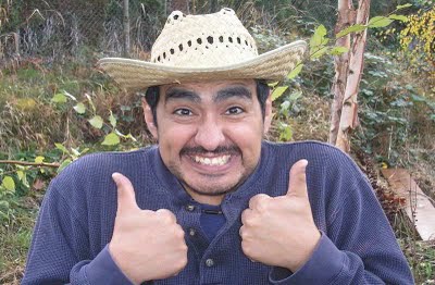 mexican-guy-in-straw-trilby-with-thumbs-up.jpg